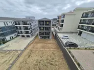 Delux'den Atatürkte Yeni Belediyeye Yakın Havuz Manzaralı Lux1+1 Delux'den Atatürkte Yeni Belediyeye Yakın Havuz Manzaralı Lux1+1