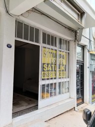 Balçova'da 80 M2 Satılık Dükkan Balçova'da 80 M2 Satılık Dükkan