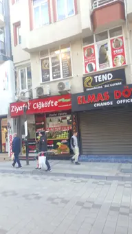 Neron Gayrimenkul'den Çarşının Göbeğinde Kiralık Ofis Veya Daire Neron Gayrimenkul'den Çarşının Göbeğinde Kiralık Ofis Veya Daire