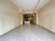 Zeki Emlak'tan Muradiye'de Caddeye Yakın Kiralık İşyeri Zeki Emlak'tan Muradiye'de Caddeye Yakın Kiralık İşyeri