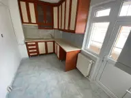 Koza Emlak'tan Selçuklu Mahalesinde Katta Bağımsız Çift Balkonlu ''80me Depolu'' Satılık Dairee Koza Emlak'tan Selçuklu Mahalesinde Katta Bağımsız Çift Balkonlu ''80me Depolu'' Satılık Dairee
