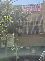 Belediye Evlerinde 2 Katlı Müstakil Ev Satlık Belediye Evlerinde 2 Katlı Müstakil Ev Satlık