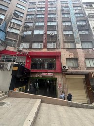 Sirkeci Merkezinde Çok Amaçlı Veya Yatırımlık Satılık Dükkanlar Sirkeci Merkezinde Çok Amaçlı Veya Yatırımlık Satılık Dükkanlar