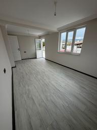 Tetik Emlak’tan Zafer Mahallesi’nde Full Tadilatlı 2+1 Satılık Daire