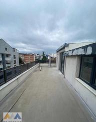 Gebze Osman Yılmaz Mahallesi'nde Satılık 4+1 Dubleks | 220 M² Gebze Osman Yılmaz Mahallesi'nde Satılık 4+1 Dubleks | 220 M²