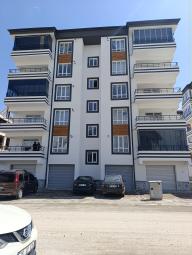 Şarkışla Hsk Rönesans Emlaktan Satılık Kuzey Sitesinde 3+1 Garajlı Sıfır Daire Şarkışla Hsk Rönesans Emlaktan Satılık Kuzey Sitesinde 3+1 Garajlı Sıfır Daire