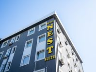 ROYAL HOTEL