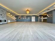 Esenyurt Üçevler Mahallesinde Minimal Dekorlu Geniş Arakat 2+1 Daire