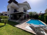 Antalya Belek'te Site İçinde Müstakil Havuzlu Satılık Villa