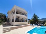 Didim Akbük'te Satılık Müstakil Havuzlu Villa