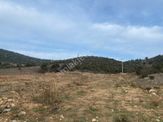 Medetli Köyünde Yolu Olan 1066 M2 Satılık Tarla