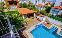 Karlık Gayrimenkul Den Foça Da Satılık Müstakil 6+1 Villa