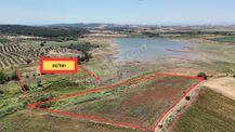Çalışkanlar Group Gyo'dan Gölün Dibinde Satılık 16.700 M2 Tarla