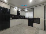 Hedef'ten Akdeniz Mah'de Site İçerisinde Kombili Havuzlu 4+1