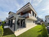 Seferihisar Doğanbeyde Satılık Müstakil Havuzlu Sıfır Lüks Villa