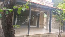 Alaçatı Merkezde Mobilyalı Yıllık Veya Sezonluk Kiralık Villa