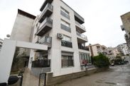 Kuşadası Camiatik Mahallesi Merkezi Konumda Acil Satılık 2+1 Yksek Giriş Daire