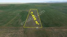 Konya / Akören / Orhaniye Mahallesinde 7.496 M² Müstakil Tapulu Tarla