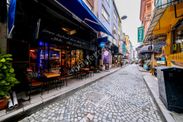 Fırsat Kiralık Beşiktaş Çarşı Dükkan 3 Katlı Hazır Konsept