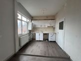 600 Evlerde Daire İçi Yenilenmiş 2+1 Üç Katlı Binanın 3. Katı