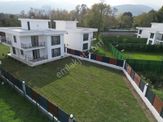 Turyap Sapanca İpekyolunda Özel Dizayn Müstakil Bahçeli 4+1villa