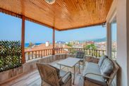 Alanya / Kestel’de Deniz Manzaralı 3+1 Satılık Villa