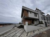 Gürede Emsalsiz Otoparklı Panoramik Manzaralı Villa