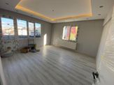 Acill Buca M.kemal Mah.de Opet Caddesi Üzeridende 2+1 100m2 Dgazlı Full Tadilatlı Satılık Daire