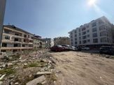 Güngören Merkez'de Site İçerisinde Kentsele Girmiş 2+1 Ara Kat