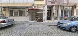 Bostanlı'da Girne Bulvarı Cepheli Kiralık Dükkan