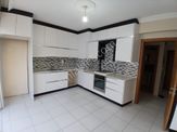 Akçay Emlak'tan Akşehir Yarenler Mahallesi Cumhuriyet İlkokulu Civarında Asansörlü Kiralık 3+1 Daire
