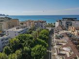 Alanya Kleopatra’da Denize 30 Metre İkamete Uygun 2+1 Satılık Daire