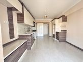 **yıldız'dan 7/24 Güvenlikli Sitede Merkezde Çift Balkon 3.5+1*