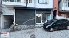 Cadde Üzerinde Yaya Ve Araç Trafiği Yüksek Kiralık Ofis