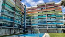 Bornova Park Evlerinde Havuz Cepheli Büyük Tip 1+1 Satılık Daire
