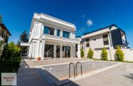 Antalya Ermenekte Satılık Lüks Villa