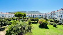 Kemer Merkezde Denize 1 Dakika Mesafede Satılık Eşyalı Daire