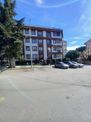 Altıntepe'de Ara Kat Ayrı Mutfak Balkonlu 3 Kat 2+1 Daire