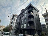 Erdemli Alata'da Sıfır 2+1 Daire Kat Mülkiyetli