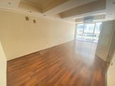 Prestij'den İhsaniye'de Ayrı Mutfak Geniş Oturumlu 2+1 Daire