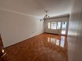 Şirinyerin Kalbinde Doğalgazlı Klimalı Arakat Geniş 3+1 Kiralık Daire