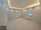 Zafer Mahallesi'nde Emsalsiz Özlen Sitesi'nde Satılık 3+1 Daire