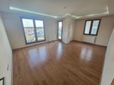 Yeni Binada Önü Açık Asansörlü 2+1 95 M2 Boş Fırsatt Daire