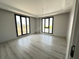 Büyükçekmece Celaliye Bölgesinde 2+1 Bahçe Kullanımlı Lüks Daire