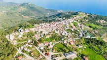 Assos Sazlı Köyünde 3+1 Müstakil Taş Ev