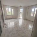 Remax Jet- Koruluğa 200 Metre Mesafeli Full Tadilatlı - Ara Kat!