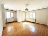 Mertcan'dan Güzelyalı Mah. 2 Balkonlu Geniş 3+1 Kiralık Daire