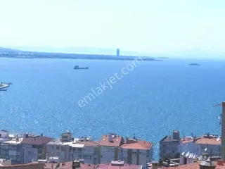 Konak Yurume Mesafesinde Deniz Manzaralı Komple Bina 4 Daire Konak Yurume Mesafesinde Deniz Manzaralı Komple Bina 4 Daire