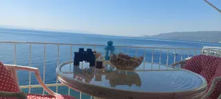 Sahibinden Gerçek Denize Sıfır Eşyalı Yalı Dairesi