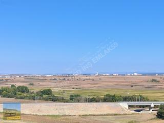 Babaeskide Hızlı Tren Hattına Yakın 260 M² Yer Araç Takasına Açk
